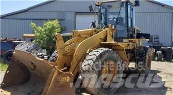 CAT 938G Gumikerekes homlokrakodók