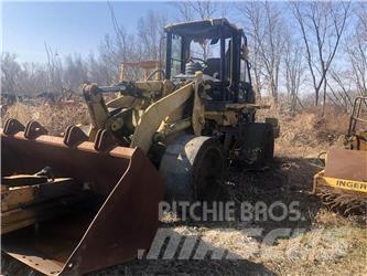 CAT 938G Gumikerekes homlokrakodók