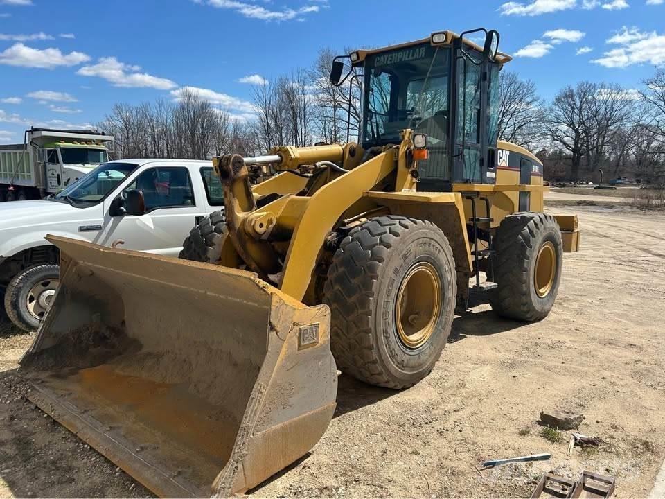 CAT 938G Gumikerekes homlokrakodók