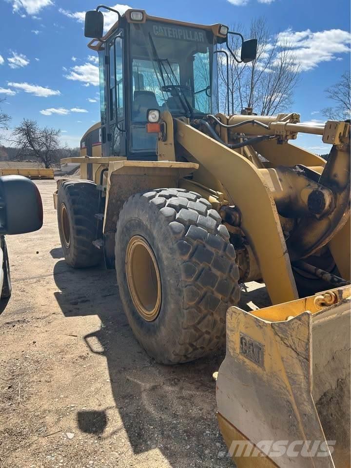 CAT 938G Gumikerekes homlokrakodók