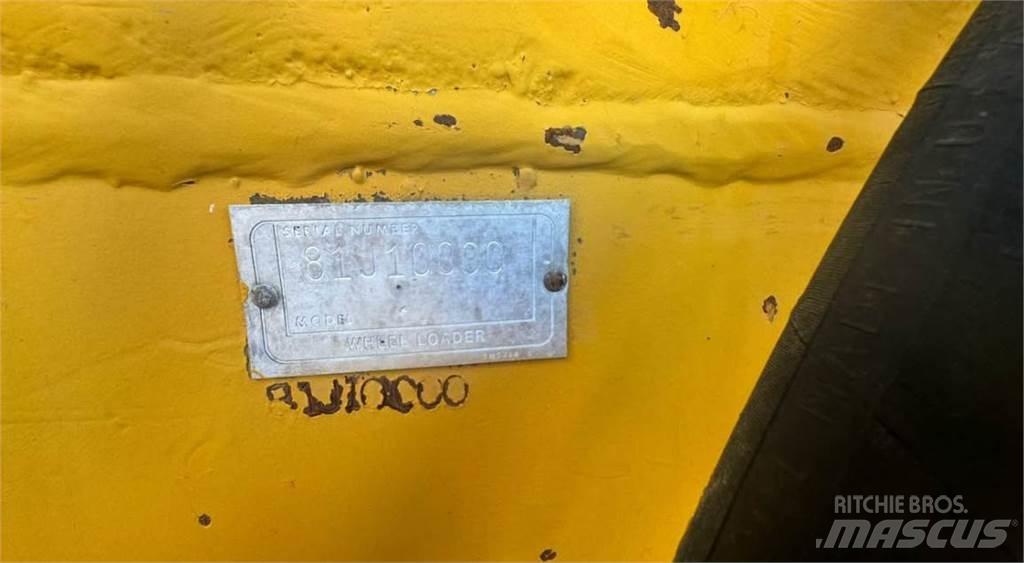 CAT 950 Gumikerekes homlokrakodók