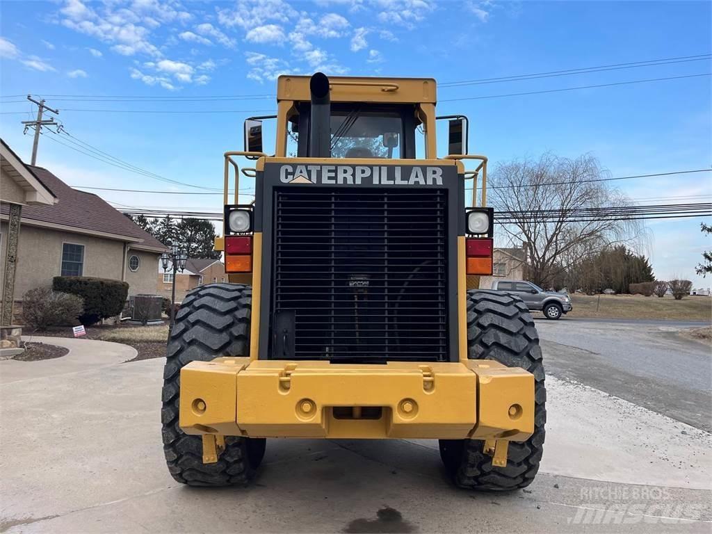 CAT 950F Gumikerekes homlokrakodók