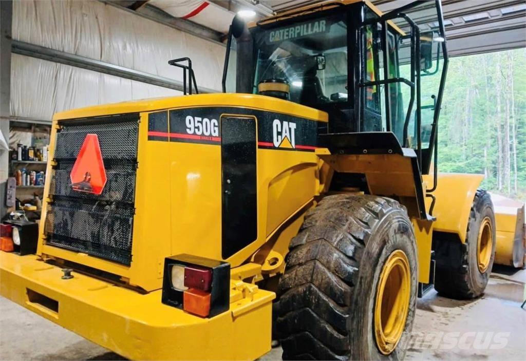 CAT 950G Gumikerekes homlokrakodók