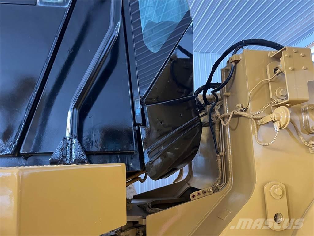 CAT 950H Gumikerekes homlokrakodók