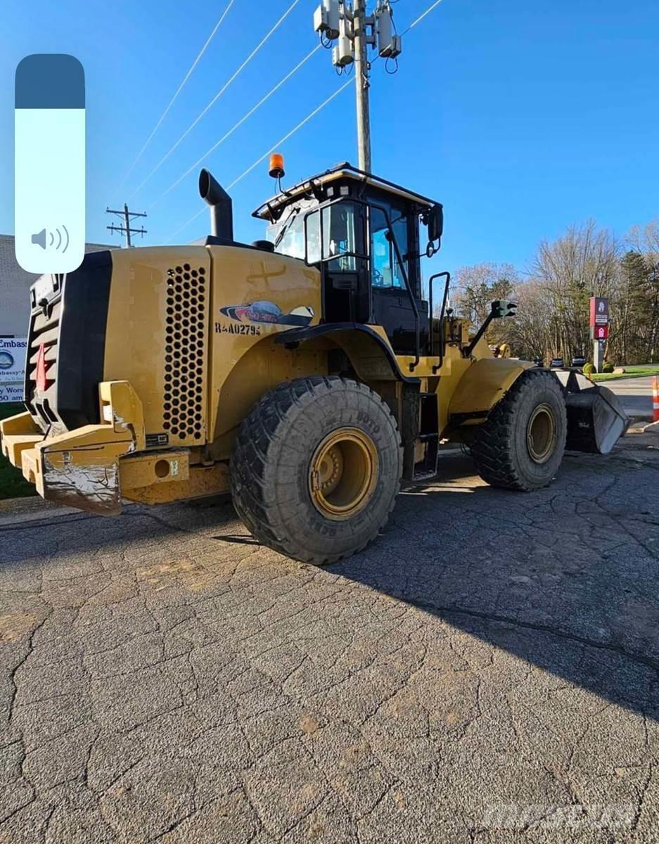 CAT 950K Gumikerekes homlokrakodók