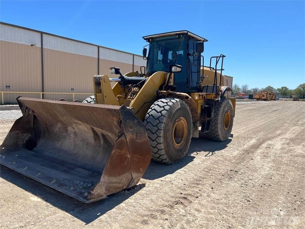 CAT 950K Gumikerekes homlokrakodók