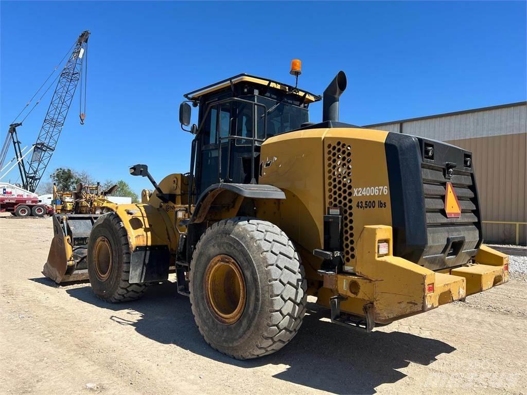 CAT 950K Gumikerekes homlokrakodók