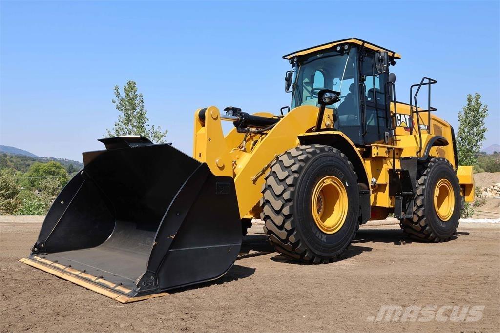 CAT 950M Gumikerekes homlokrakodók