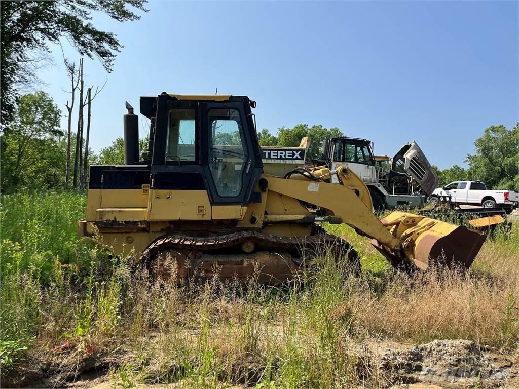 CAT 953C Lánctalpas homlokrakodók