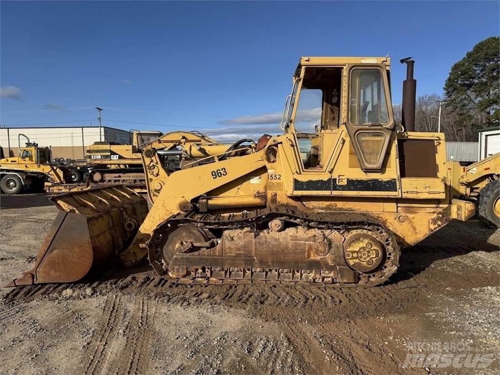 CAT 963 Lánctalpas homlokrakodók