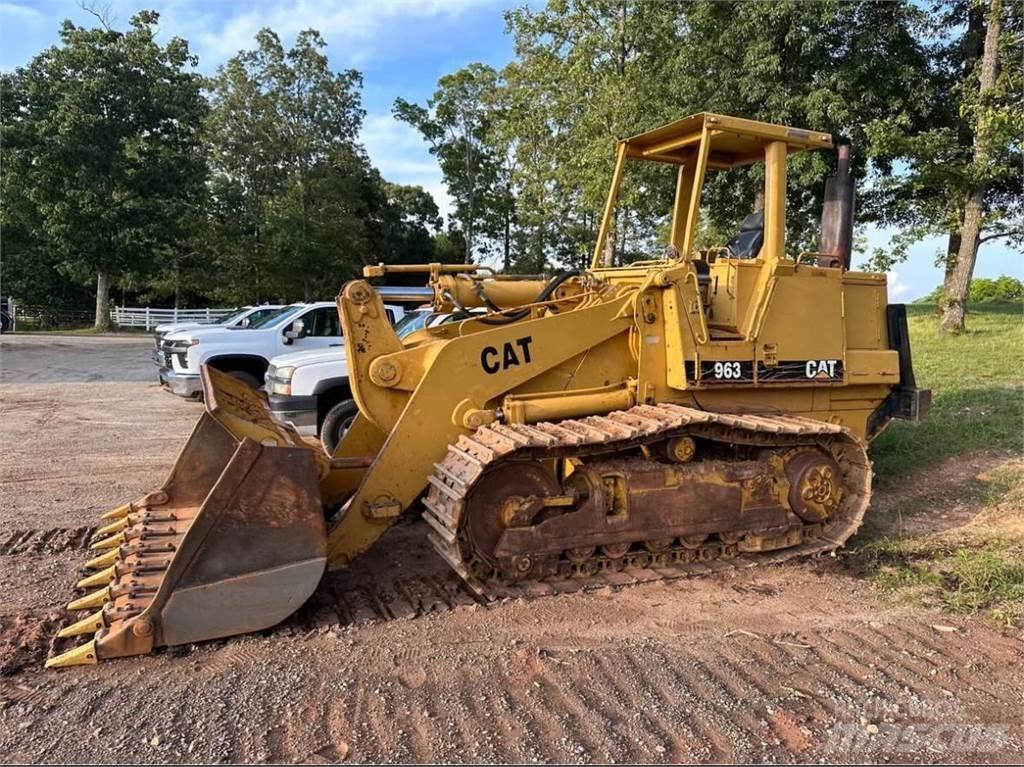 CAT 963 Lánctalpas homlokrakodók