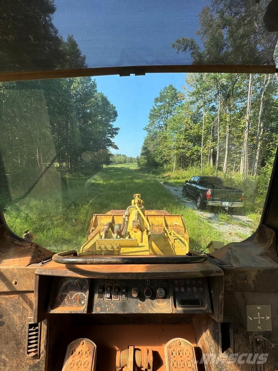 CAT 963C Lánctalpas homlokrakodók
