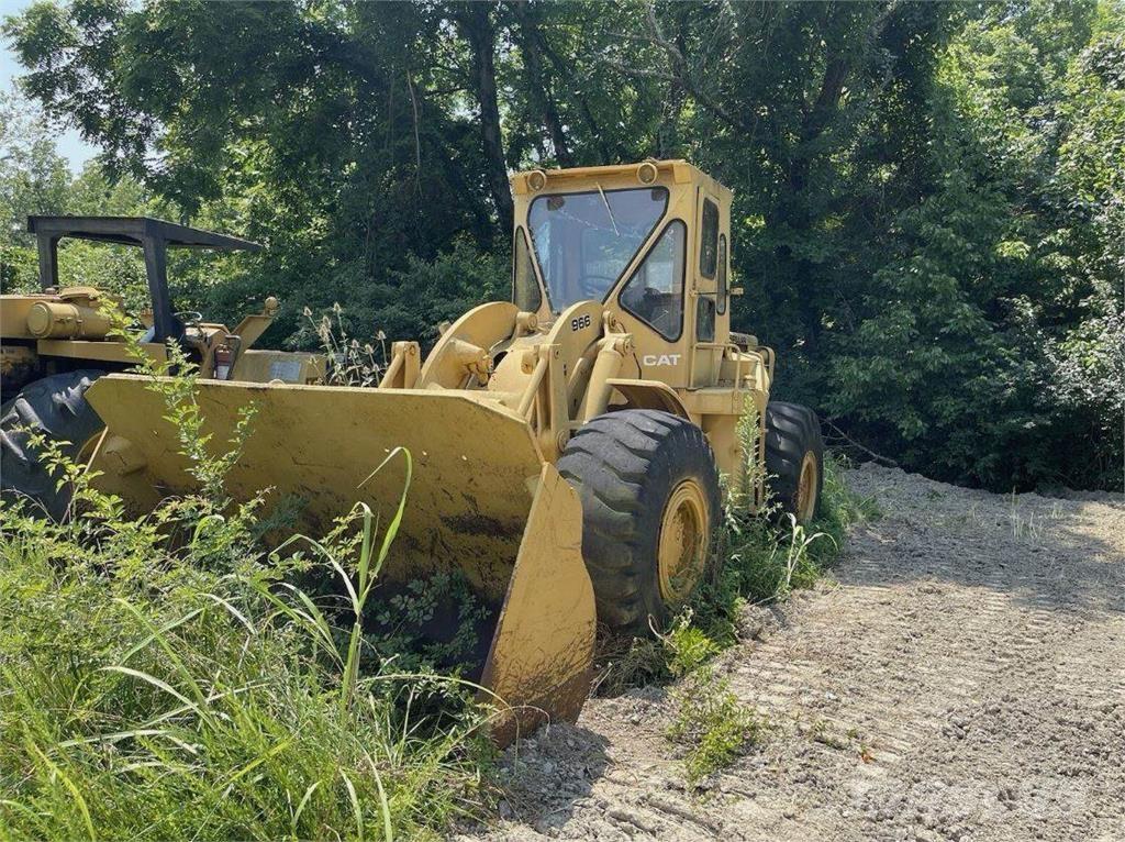 CAT 966 Gumikerekes homlokrakodók