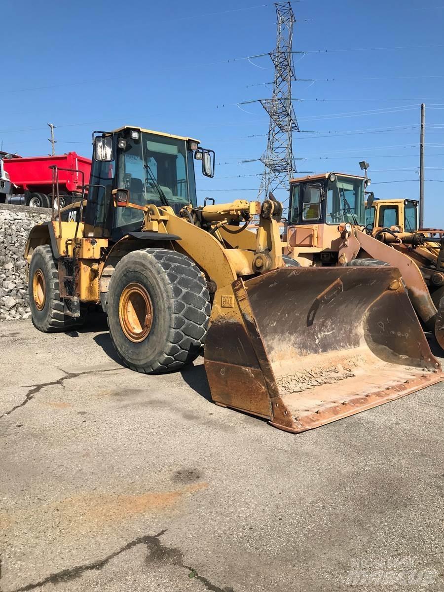 CAT 966G Gumikerekes homlokrakodók