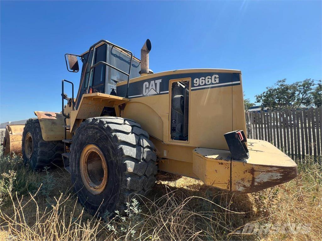 CAT 966G Gumikerekes homlokrakodók