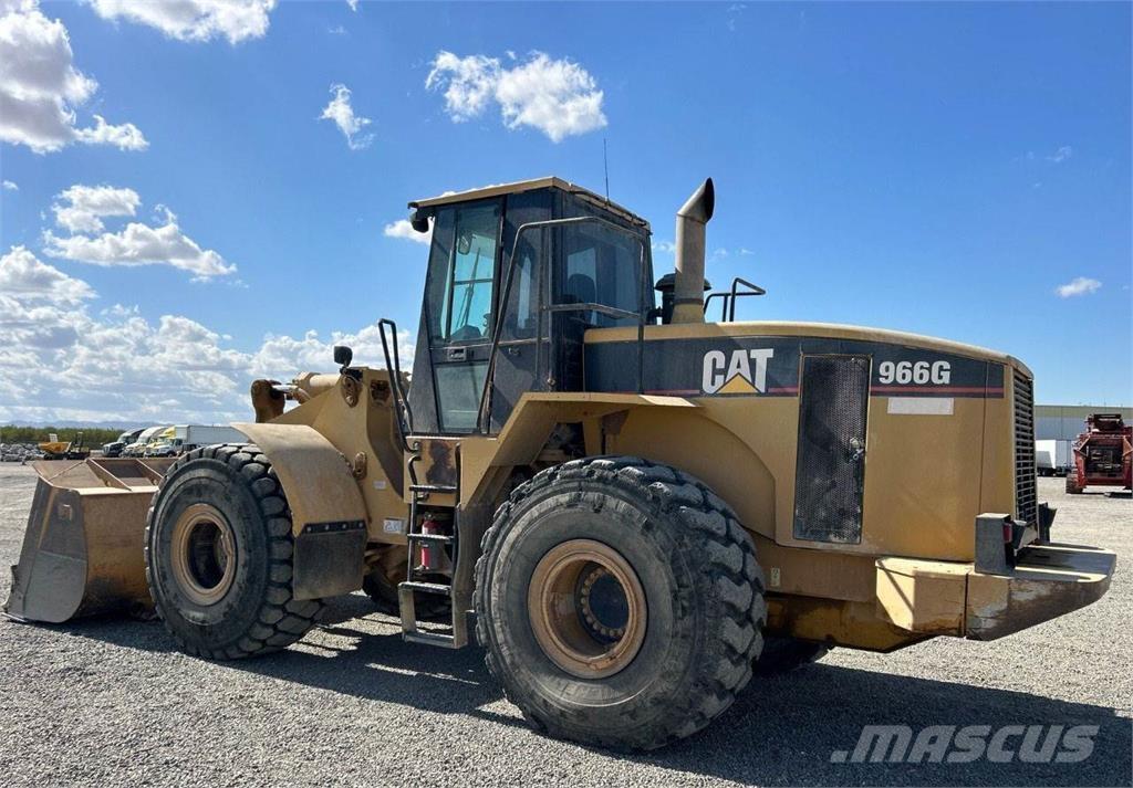 CAT 966G Gumikerekes homlokrakodók