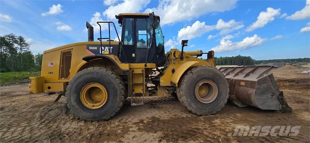 CAT 966H Gumikerekes homlokrakodók