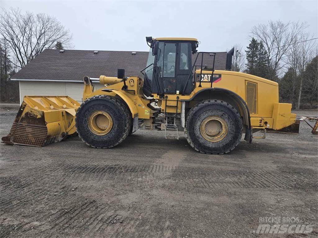 CAT 972H Gumikerekes homlokrakodók
