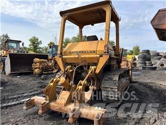CAT 977 Lánctalpas homlokrakodók