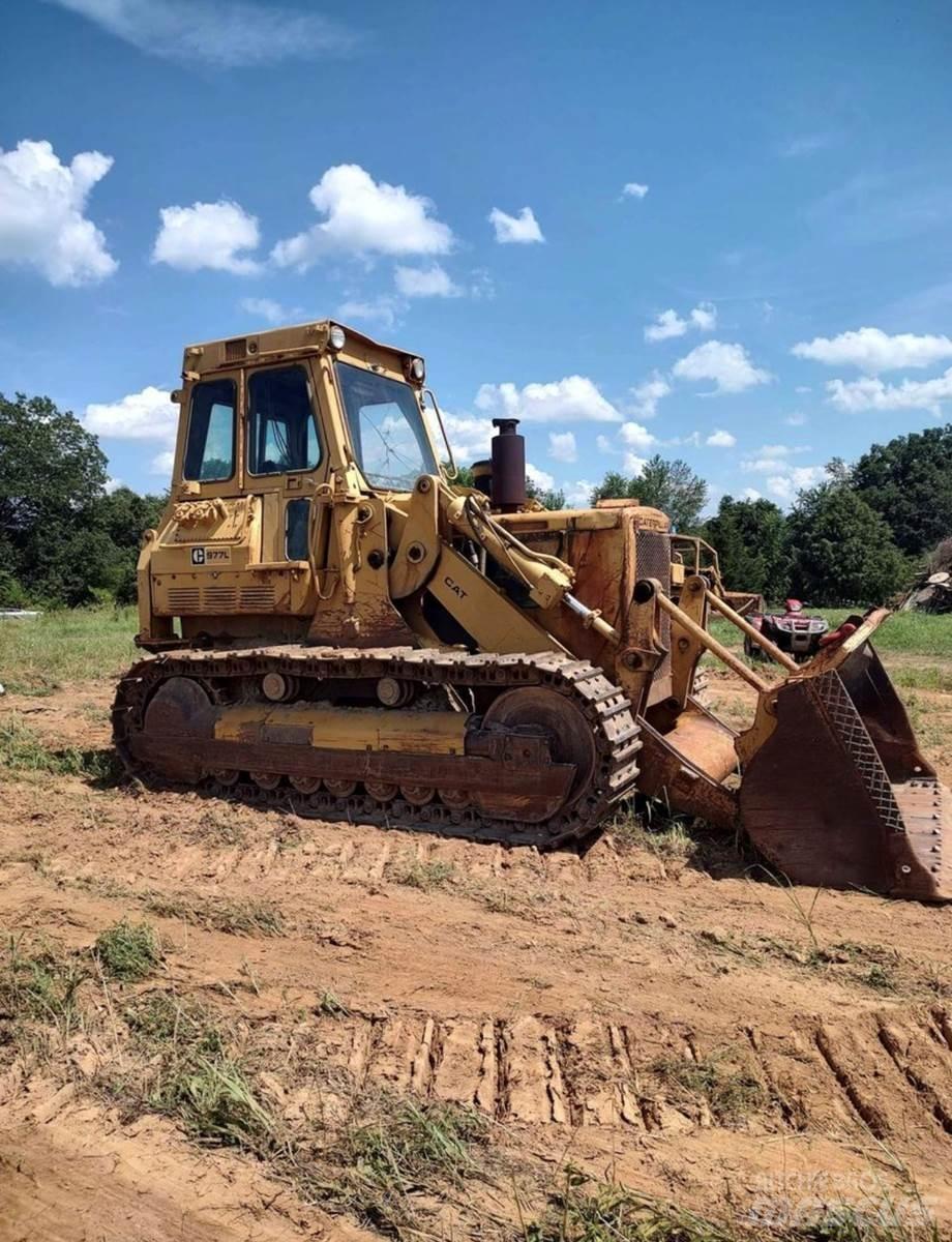 CAT 977L lánctalpas dózerek
