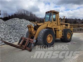 CAT 980C Gumikerekes homlokrakodók