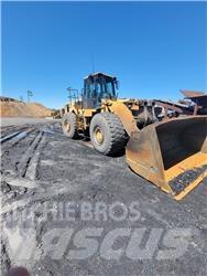 CAT 980G Gumikerekes homlokrakodók