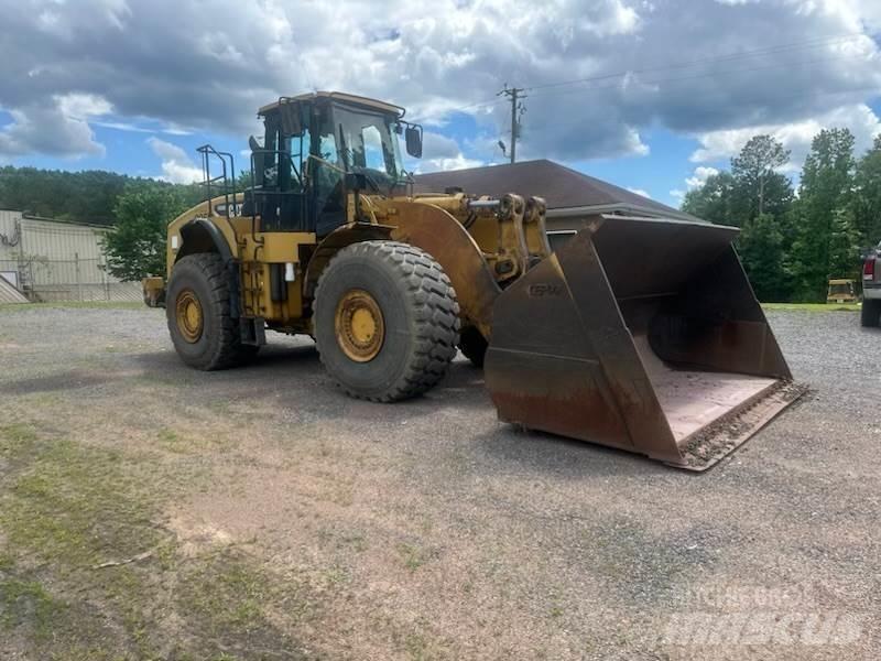 CAT 980H Gumikerekes homlokrakodók