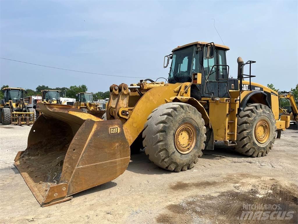CAT 980H Gumikerekes homlokrakodók