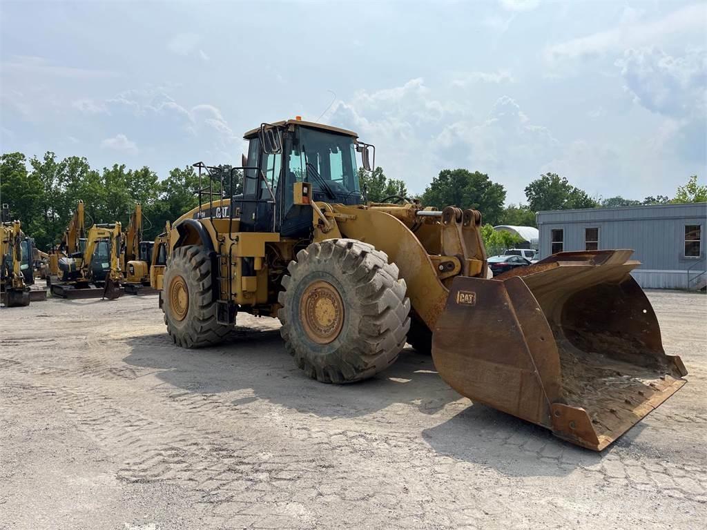 CAT 980H Gumikerekes homlokrakodók
