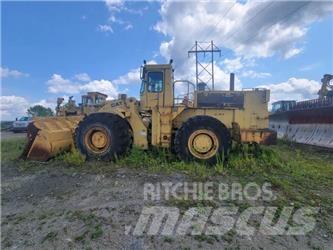 CAT 988B Gumikerekes homlokrakodók