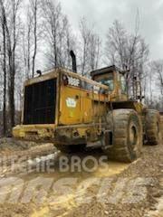 CAT 988F Gumikerekes homlokrakodók