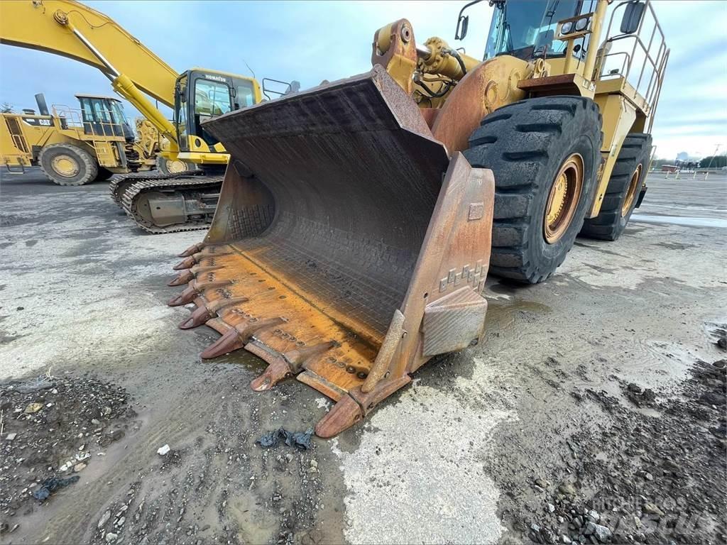 CAT 990 Gumikerekes homlokrakodók