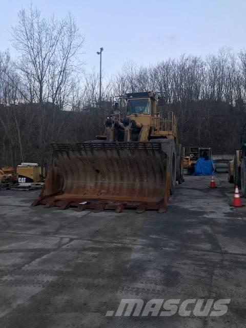 CAT 992D Gumikerekes homlokrakodók