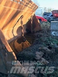 CAT 992G Gumikerekes homlokrakodók