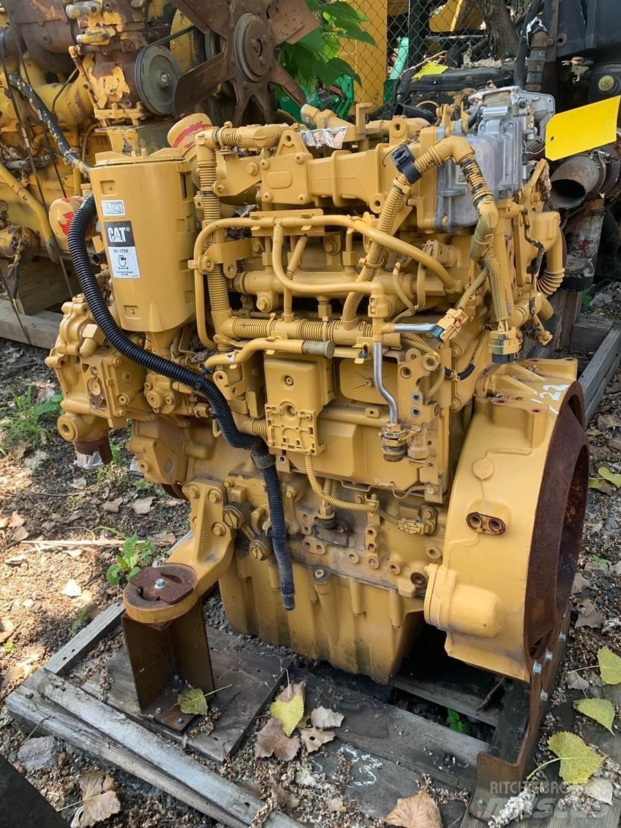 CAT C4.4 Motorok