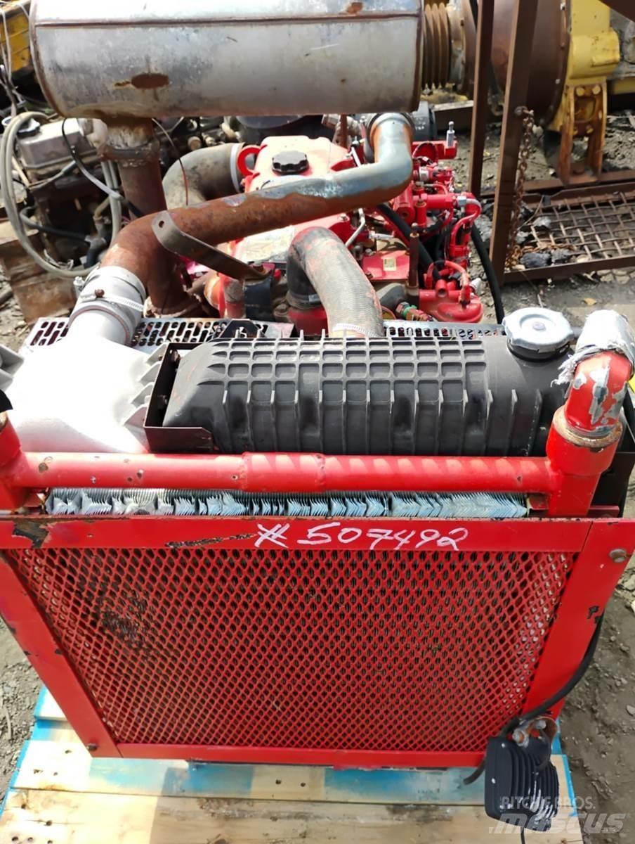 CAT C4.4 Motorok