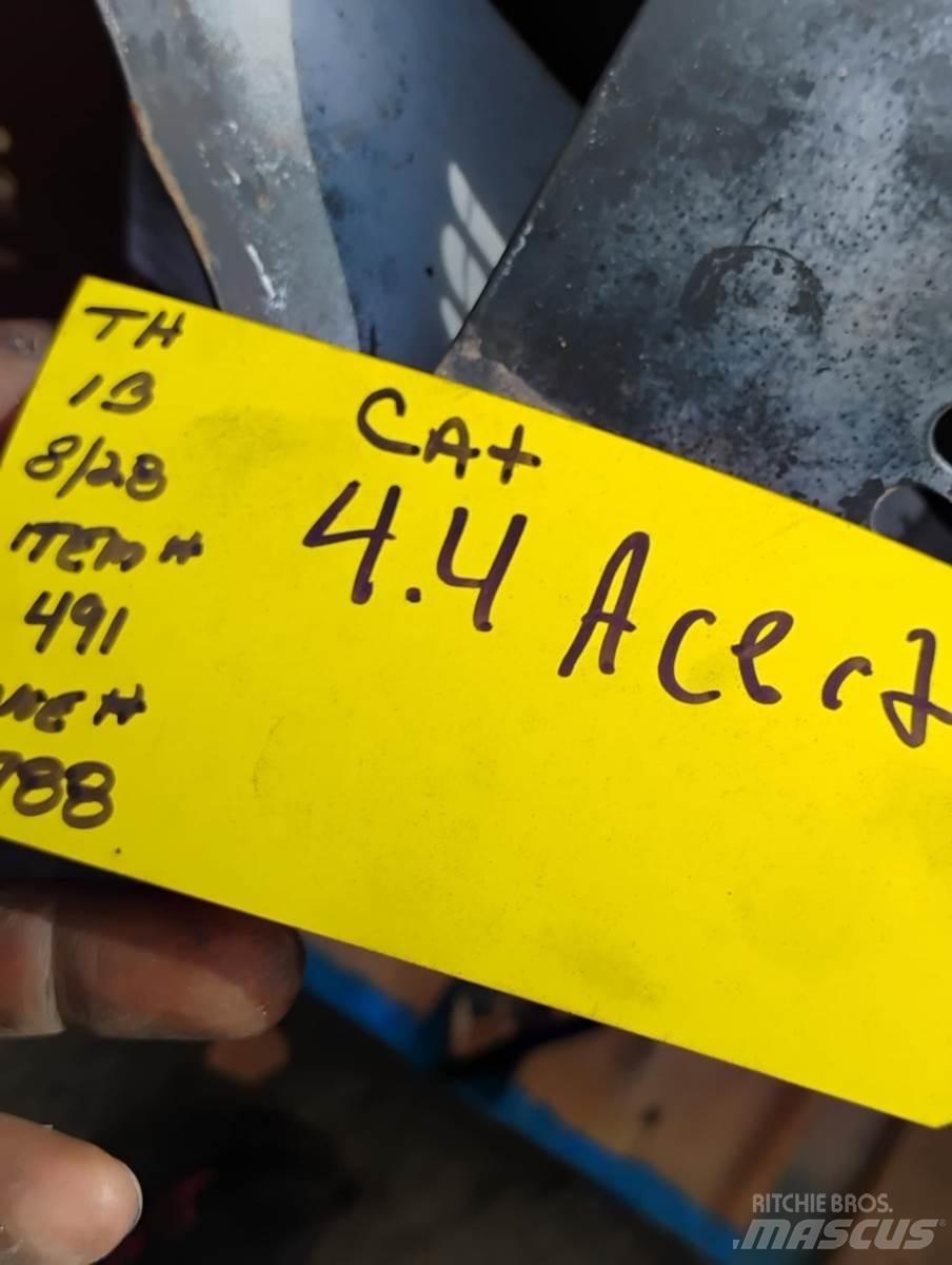 CAT C4.4 Motorok