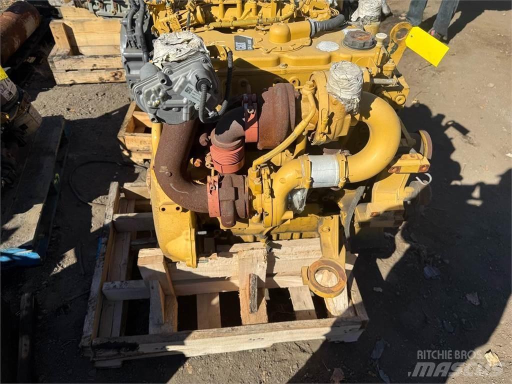 CAT C4.4 Motorok
