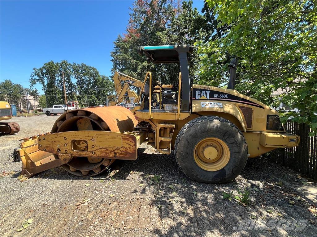 CAT CP563E Egydobos hengerek