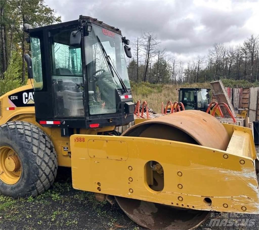 CAT CS74 Egydobos hengerek