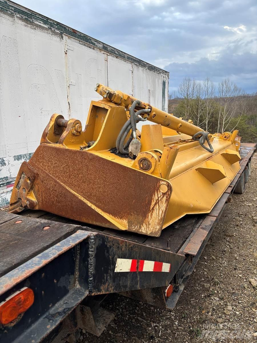 CAT D10R lánctalpas dózerek
