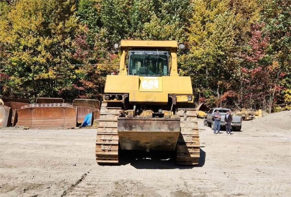 CAT D10T lánctalpas dózerek