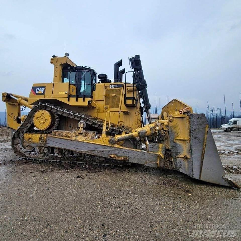 CAT D10T lánctalpas dózerek