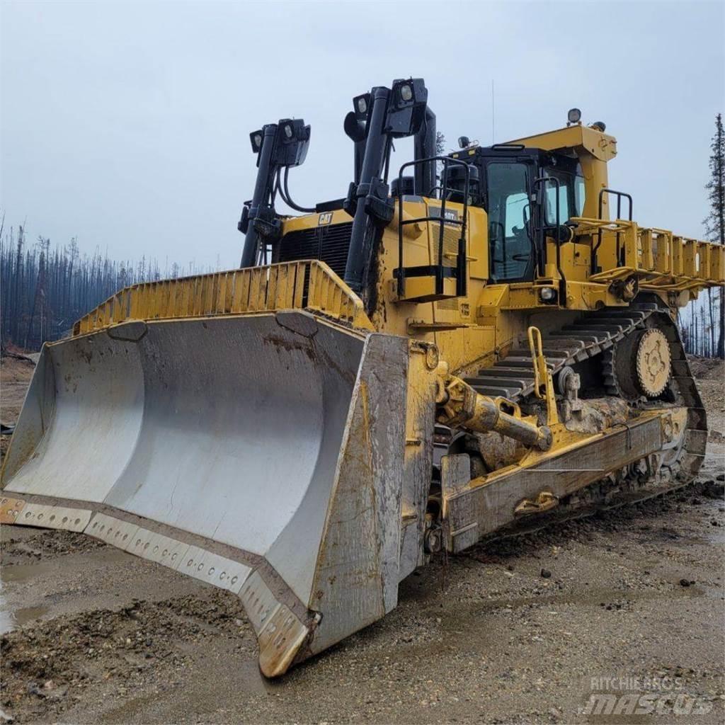 CAT D10T2 lánctalpas dózerek