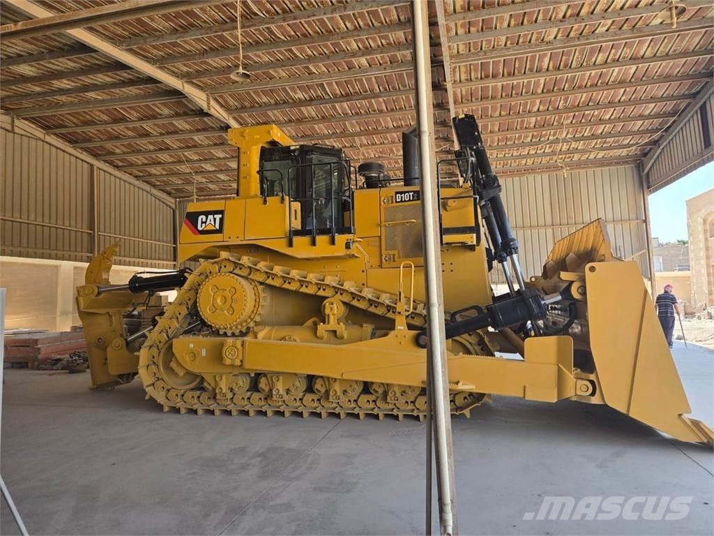 CAT D10T2 lánctalpas dózerek