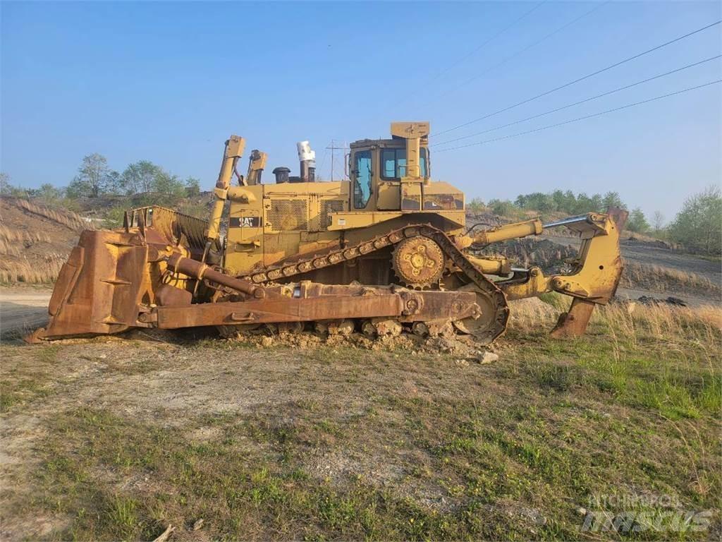 CAT D11N lánctalpas dózerek