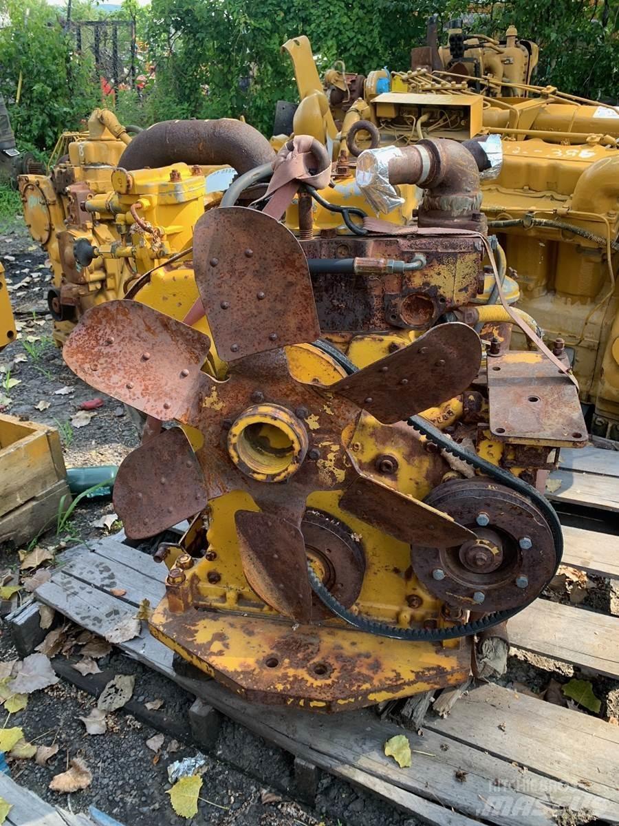 CAT D330 Motorok