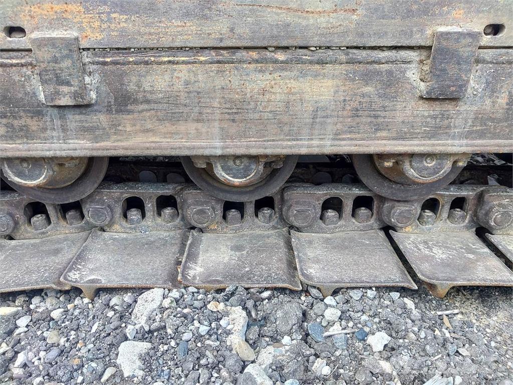 CAT D3B lánctalpas dózerek