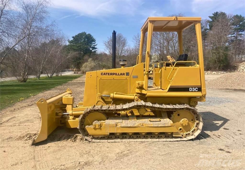 CAT D3C lánctalpas dózerek