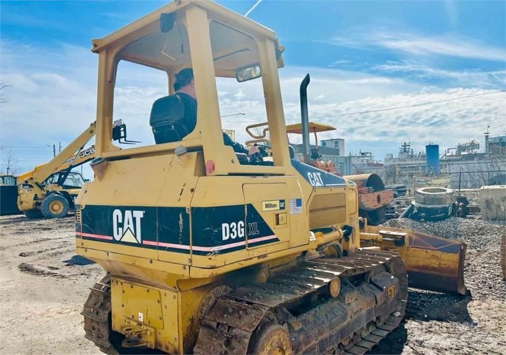 CAT D3G XL lánctalpas dózerek